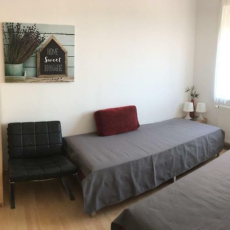 Comfort Apartment Кестели Екстериор снимка